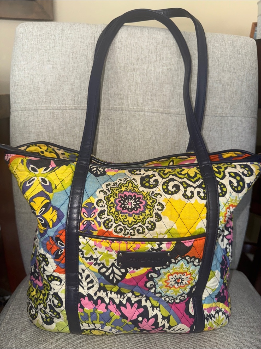 Quilted Floral Pattern Tote Bag in Multicolor